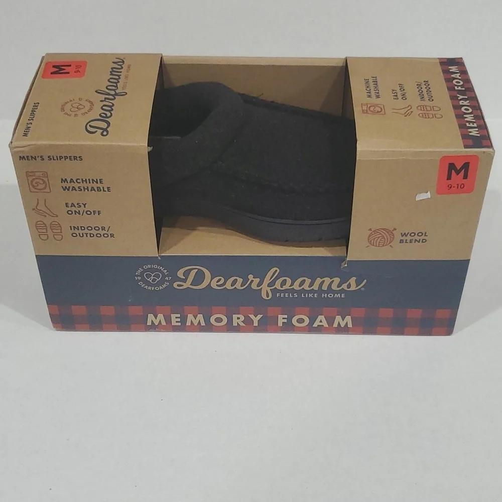 NWT DEARFOAMS MRNS SLIPPERS SIZE 9-10